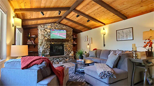 Family Retreat Livingroom 2
